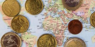 Kansainvälisen työn hiippakuntasihteerien palkkaus kokonaan kirkolle kesäkuussa 2018