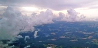 Pääkirjoitus: Kahden maan kansalaiset