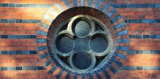 Pääkirjoitus: Uskonnollisissa yhteisöissä ei pitäisi
olla mitään salattavaa