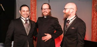 Pappi Kai Sadinmaa sateenkaariparien vihkitilaisuudessa: ”Tämä on mielettömän iso juttu”