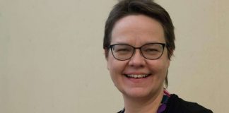 Camilla Cederholm: ”Laulettu virsi on elävä”