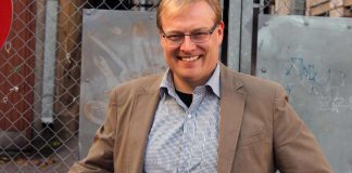 Sininauhasäätiön uudeksi toimitusjohtajaksi Henri Pelkonen