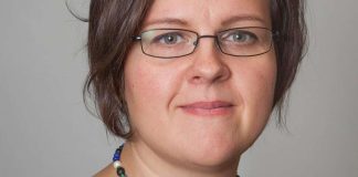 Dosentti Minna Hietamäki jatkaa Luterilaisen maailmanliiton neuvostossa