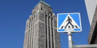 Kommentti: Helatorstai on kirkon juhla, joka taistelee kummajaisena paikastaan tapakulttuurissa