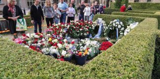 Tutkija: Koiviston hautajaisissa ihmiset jättivät hyvästit myös hyvinvointivaltiolle