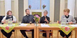 Piispanvaalipaneeli Porvoossa: Laajasalo näkee itsessään rohkaisijan, Hallamaa teologin ja Hintikka