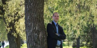 Paavalia tutkinut teologi: ”Paavali ei välttele kuumia perunoita vaan täräyttää suoraan”