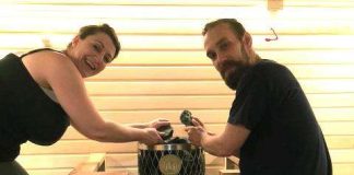 Pitkä löylytön kausi päättyy – Lontoon merimieskirkolla pääsee taas saunaan