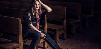 Transsukupuolinen Elise Oittinen joutui eroamaan vapaakirkon pastorin työstä – suhde Jumalaan säilyi