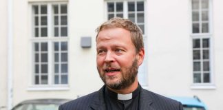 Piispa valittiin, toimitus ruotii tunnelmat – kuuntele vaalin jälkipelit Kotimaa-podcastista