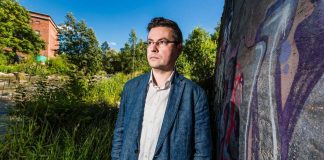 Runoilija Vesa Haapala: Koska kristinuskon Jumala tuli lihaksi ja kärsi, maailmalla on merkitys