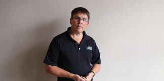 Jehovan todistajista eronnut kirjailija: Sain rokotuksen uskontoa vastaan