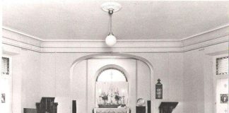 Anglikaanit juhlivat sataa vuotta Suomessa – viime vuosikymmeninä väki on kansainvälistynyt nopeasti