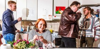 Taivaan keittiössä juttu vie jugurtista Platoniin – kristilliset ylioppilaskodit houkuttelevat yhä