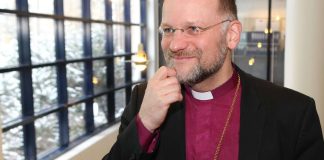 Piispa Jolkkonen reformaatiojuhlassa: Jumalan armo ei anna lupaa porsastella