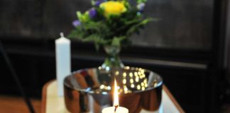 Kirkko tarttuu kummiuteen – ”Kummeille tarjotaan tällä hetkellä enemmän keppiä kuin porkkanaa”