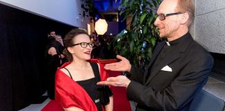 Puhu hyvää lähimmäisestäsi! – Kotimaa kysyi kahdeksalta ihmiseltä, ketä he haluaisivat kehua