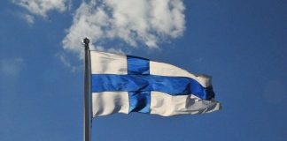 Pääkirjoitus: Itsenäisyyspäivä saa kiittämään menneestä ja vaatimaan tulevalta