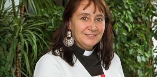 Armon Vihreiden uusi puheenjohtaja: Uskontojen olisi saatava reilusti näkyä