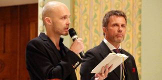 Jari Sarasvuo ja Juha Tapio Kallion kirkossa – Katso video