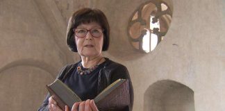 Itku ja hammasten kiristys – Kaisa Häkkinen tietää, että Agricolan ilmaukset elävät yhä