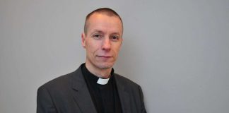 Kannatuspuheenvuoro: He tukevat Ville Auvista arkkipiispaksi – katso kaikki nimet