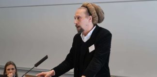 Todellisia ja kuviteltuja uhkia – uskonnonvapauden tutkijat koolla Joensuussa