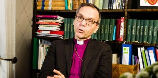 Björn Vikström puheenvuorossaan: ”Rinnakkaiset käsitykset avioliitosta eivät ole uusi ilmiö”