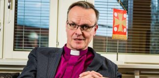 Tapio Luoma puheenvuorossaan: ”Arkkipiispa on kirkkoa
ja maailmaa varten”