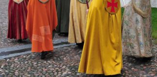 Naisteologit toivovat naista piispaksi – erityisjärjestelyihin suhtaudutaan varauksellisesti