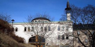 Muslimien rukouskutsut herättävät huolta Ruotsissa – lupahakemuksesta virisi kiivas keskustelu