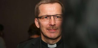 Jukka Keskitalo moittii blogissa uskonnon riisumista julkisesta tilasta: ”Silmänkääntötemppu!”