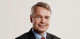 Tampereen herättäjäjuhlilla heinäkuussa puhumassa pitkän linjan kansanedustaja sekä pormestari