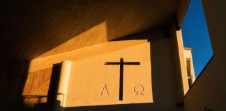 Kommentti: ”Anteeksi mutta miksi helatorstaita vietetään?” – ”Ööö, tuota…”