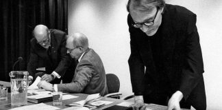 Mysteerikuva: Mikä kokous meneillään?