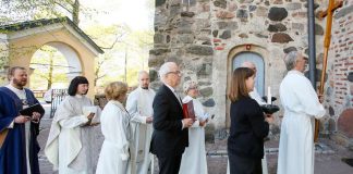 Piispa Laajasalo kirkolliskokouksen avajaismessussa: ”Jos emme ole yhtä, silloin maailma ei usko”