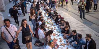 Ramadan alkaa torstaina – paastokuukauden ajankohta vaihtuu joka vuosi
