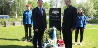 ”Anna armon virrata menneisiin ja tuleviin” – Punaisille ja valkoisille yhteinen muistomerkki Vihtiin