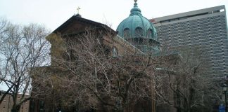 Katolinen hiippakunta julkaisi kymmenien seksuaalisesta hyväksikäytöstä syytettyjen nimet USA:ssa