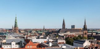 Kööpenhaminassa toimiva naisimaami Kodin Kuvalehdessä: ”Jos pelkään ja vaikenen, maailma ei muutu”