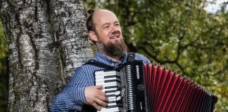 Konsertti ja levy hyvälle kuolemalle – ”Me kaikki tanssimme koko elämän kohti kuolemaa”