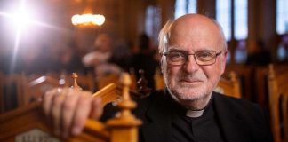 ”Joskus media voi käyttää Jumalan ääntä”, totesi kardinaali Arborelius vieraillessaan Suomessa