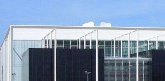 Kotoutumisen edistäminen poistettiin Danske Radion tehtävistä – kristinuskon asemaa painotetaan