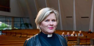 Vähiten ääniä saanut piispaehdokas Leena Huovinen jatkoon päässeille: ”Toivon, ettei pelattaisi varman päälle”