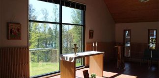 Yllätyskäänne: Lohjan seurakunta vuokraamassa Heponiemen Hiljaisuuden keskuksen kolmeksi vuodeksi