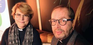 ”Meillä oikeasti synkkaa”, totesivat piispaehdokkaat toisistaan – viimeisessä paneelissa puhuttiin helvetistä ja työssä jaksamisesta