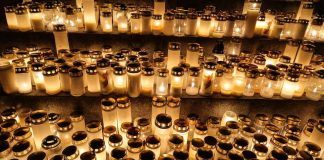 Lue saarnoja, katso videoita – pyhäinpäivä pysäyttää miettimään rajallisuutta ja sukupolvien ketjua