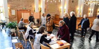 Pääkaupunkiseudulla seurakuntien päättäjiksi kymmeniä tuttuja nimiä – Soili Haverinen ja Sari Roman-Lagerspetz samaan neuvostoon Vantaalla