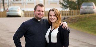 Toivakka vilkkaimmin äänestäneiden seurakuntien joukossa – kirkkoherra saa häänsä, vaikka tavoite jäi kahden äänen päähän