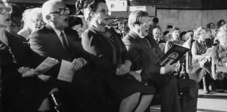 Mysteerikuva: Mikä kirkkotilaisuus televisioitiin?